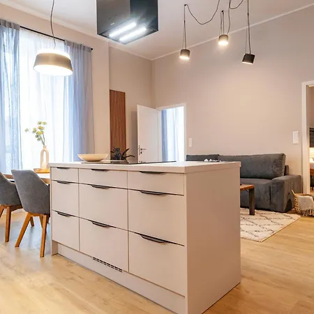 Sting Platan Aparthotel Ostrava