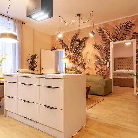 Aparthotel Sting Platan 4*