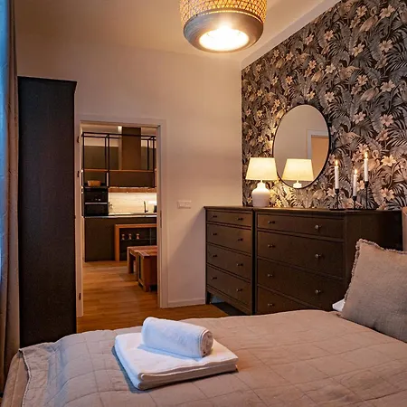 Sting Platan Apartmanhotel