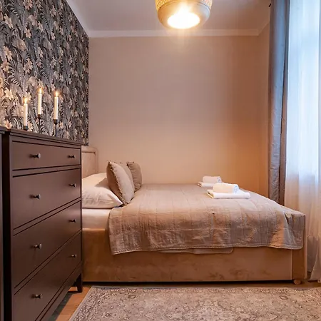 Aparthotel Sting Platan *