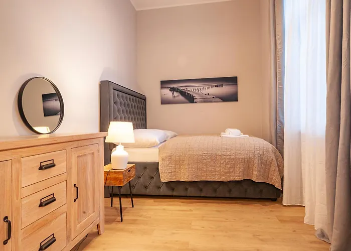 Sting Platan Lejlighedshotel 4*